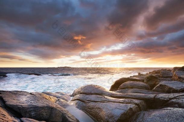 海景画在的时候暴风雨和日出采用指已提到的人<strong>挪威</strong>