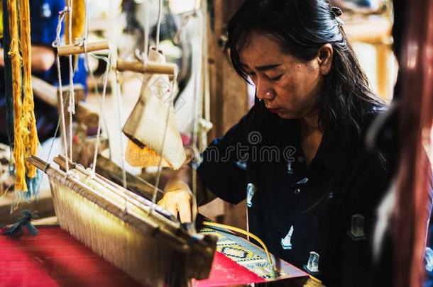 ThaiAirwaysInternational泰航国际女人制造丝线.