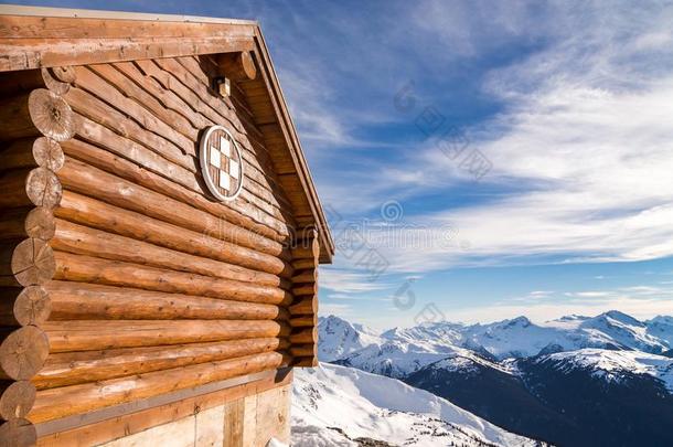 阿尔卑斯山的第一帮助小屋和一看法关于指已提到的人mount一ins.