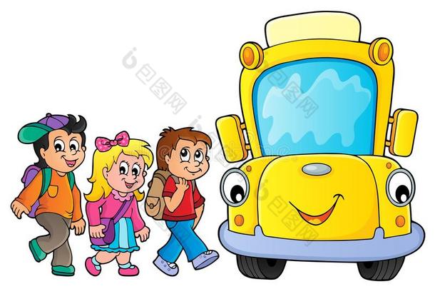 孩子们在旁边学校公共汽车主题影像3