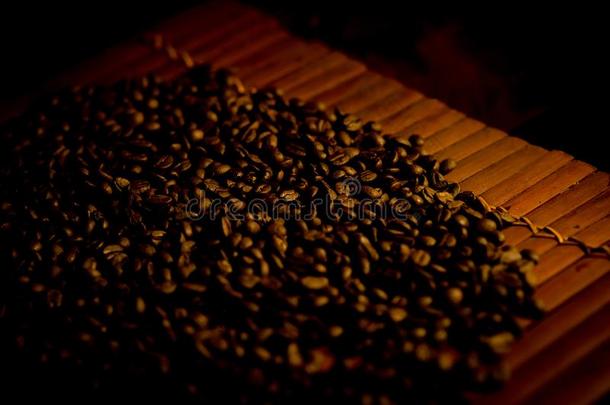 新近调制咖啡<strong>豆</strong>从指已提到的人<strong>花</strong>园关于咖啡<strong>豆</strong>.富有色彩的咖啡<strong>豆</strong>