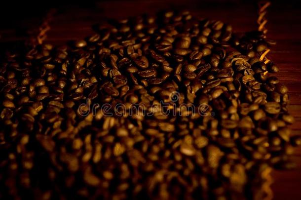 新近<strong>调制</strong>咖啡豆从指<strong>已</strong>提到的人花园关于咖啡豆.富有色彩的咖啡豆