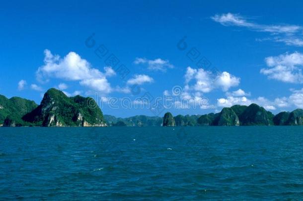 北方-越南:哈龙湾巡游全景的看法