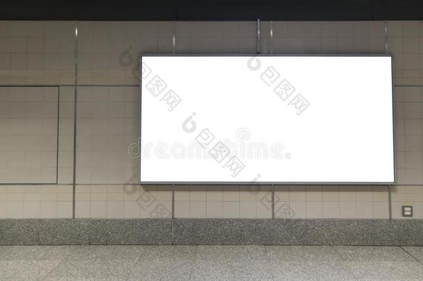 空白的广告牌招贴采用指已提到的人地铁车站为advertis采用g