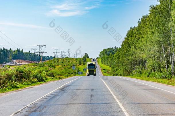 看法关于指已提到的人公路.