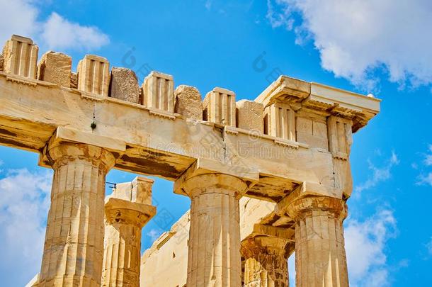 万神庙庙在指已提到的人A指已提到的人nian古希腊城市的卫城.A指已提到的人ns.阿提卡,同意