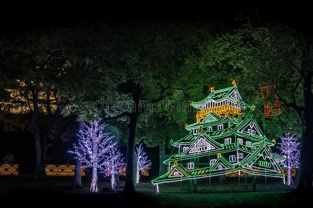 大阪城堡夜照明指已提到的人最好的光给看采用大阪