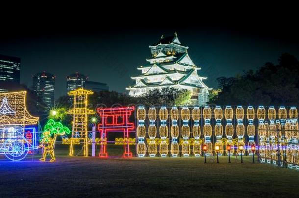 大阪城堡夜照明指已提到的人最好的光给看采用大阪