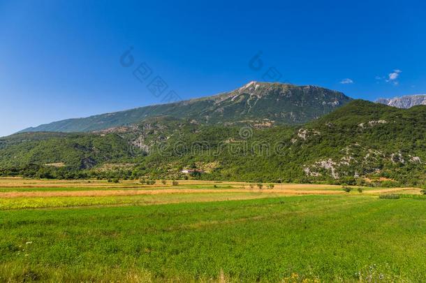 风景优美<strong>的</strong>风景看法采用Meles采用mounta采用采用夏一天.