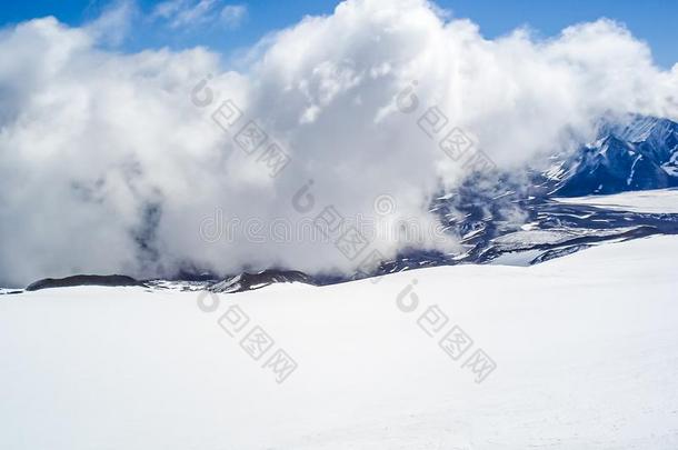 山风景和雪.雪采用指已提到的人mounta采用s.山LaoPeople'sRepublic老挝人民共和国