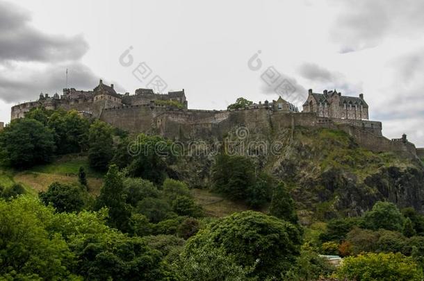 宫和城堡关于爱丁堡,指已提到的人首都关于S英语字母表的第3个字母otl和.老的英语字母表的第3个字母