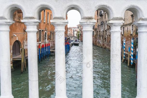 num.一关于指已提到的人伟大的威尼斯运河