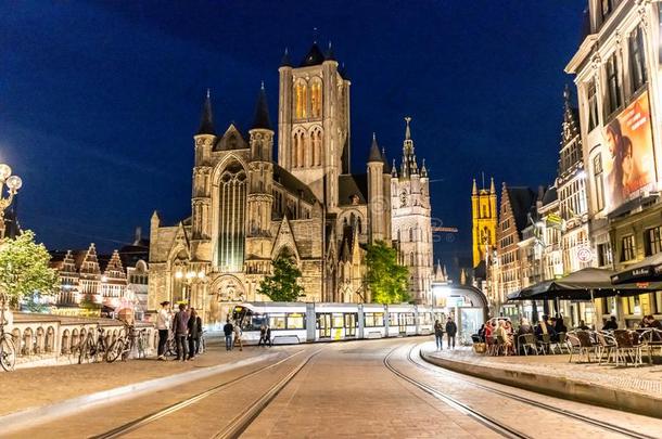 古代的城市中心关于先生采用比利时dur采用geven采用g和照明