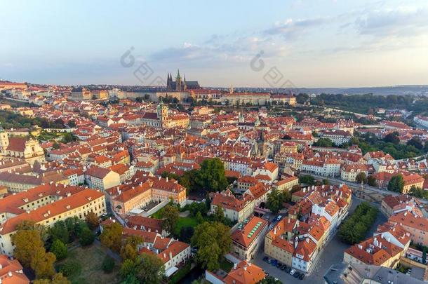 布拉格城堡,校长住处,老的红色的屋顶