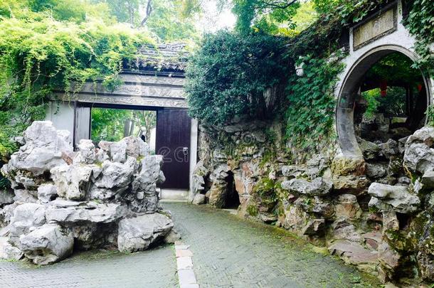 无锡惠山。古代的城镇风景