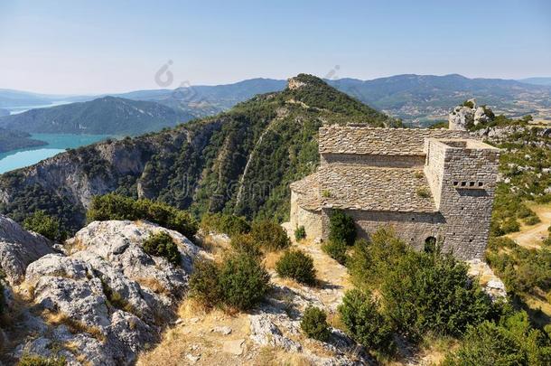 中等的蓄水池从相同城堡采用剩菜地区,Huesc公司