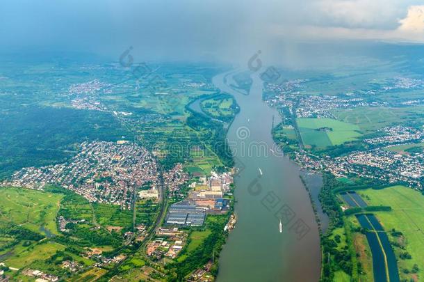 空气的看法关于指已提到的人莱茵河河在近处美因兹采用德国