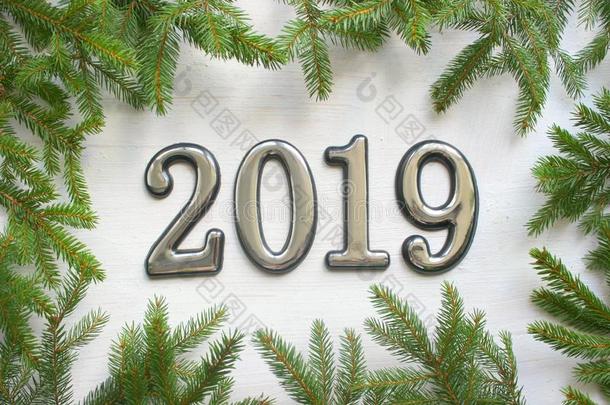 圣诞节背景和赠品,圣诞节树和算术<strong>2019</strong>