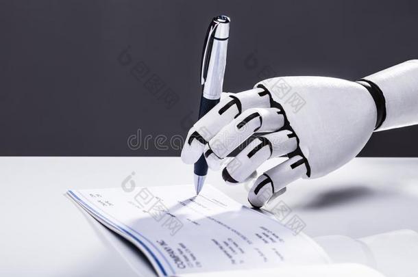 机器人签署支票