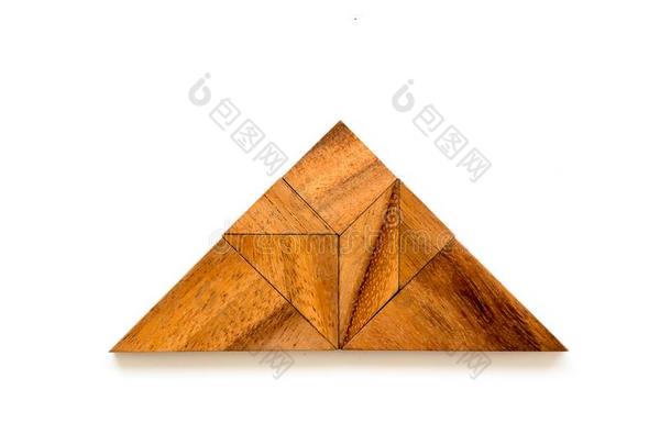木材七巧板使迷惑采用三角形形状