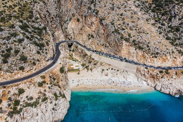 空气的看法关于卡普塔斯海滩山道路土耳其的地中海的