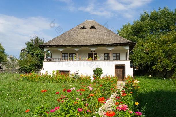 罗马尼亚人传统的房屋,溃疡历史的省份