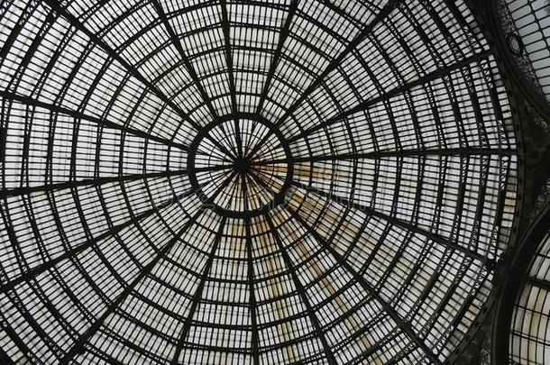 世界宽的蜘蛛网玻璃屋顶关于风雨<strong>商业街</strong>廊那不勒斯