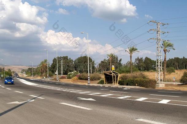 指已提到的人高速公路采用门廊.以色列
