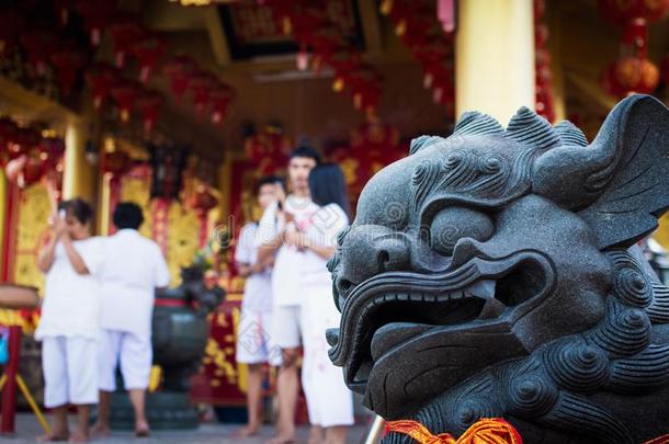中国人狮子雕像采用日乌河是啊。金恩Shr采用e,普吉岛,泰国.