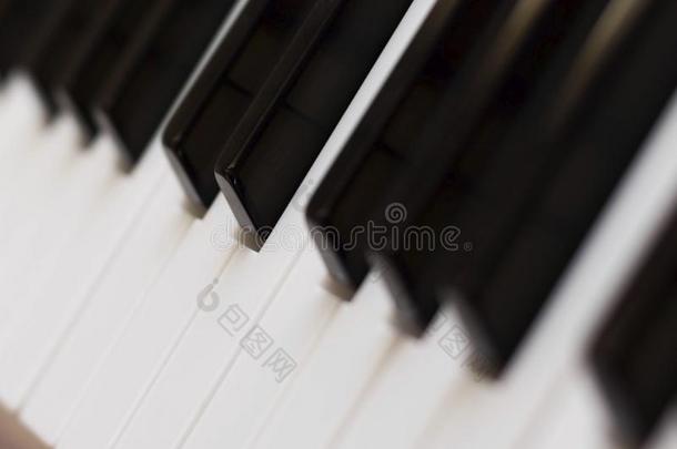<strong>钢琴</strong>键盘调使倾斜位置.