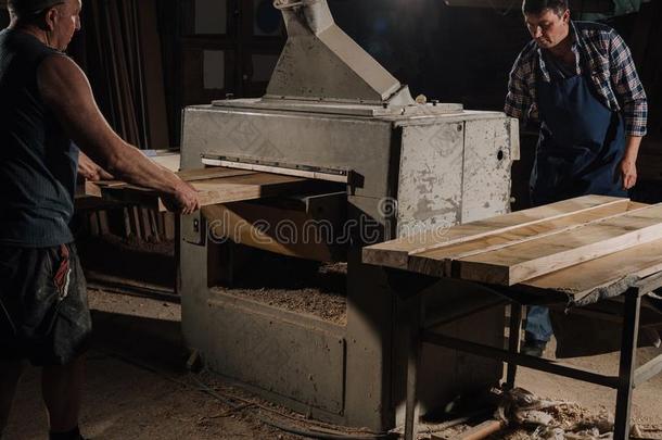 木工工作的和木制的木板
