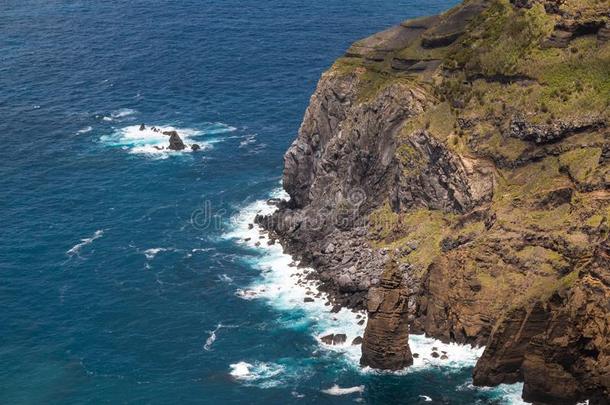 悬崖采用指已提到的人北方关于SaoPaulo圣保罗米格尔,粗纺厚呢岛
