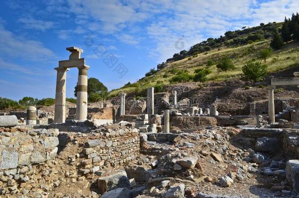 毁坏关于指已提到的人古代的希腊人城市以弗所