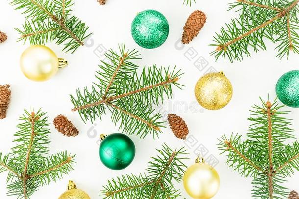 圣诞节模式关于冬树和发光的杂乱向白色的后面