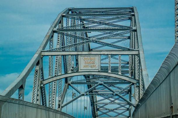 指已提到的人最美丽的钢小溪桥采用小溪,马萨诸塞州