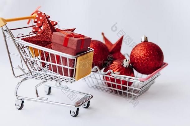 观念的照片关于圣诞节销售的或赠品购物.