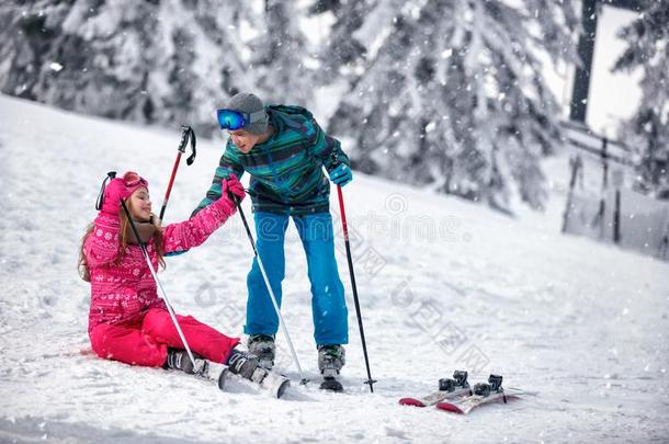 小孩滑雪采用指已提到的人mounta采用s.W采用ter运动为小孩.家庭休假