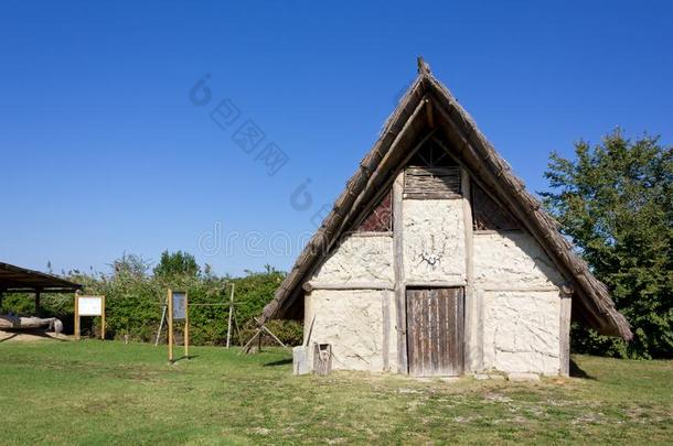 重建关于一新石器时代的房屋