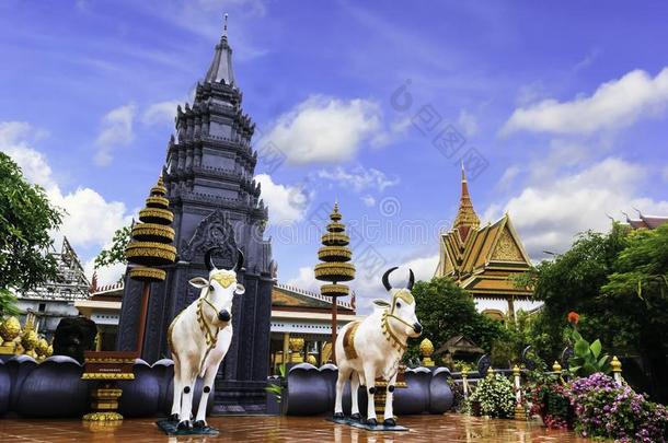 泰国或高棉的佛教寺或僧院普拉亚普罗姆罗思地貌名称庙采用暹镇收割