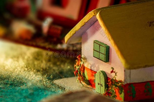 圣诞节食槽小型的房屋和照明