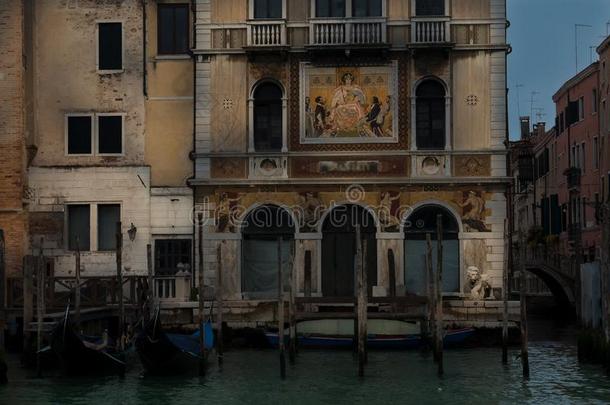 看关于威尼斯历史的位