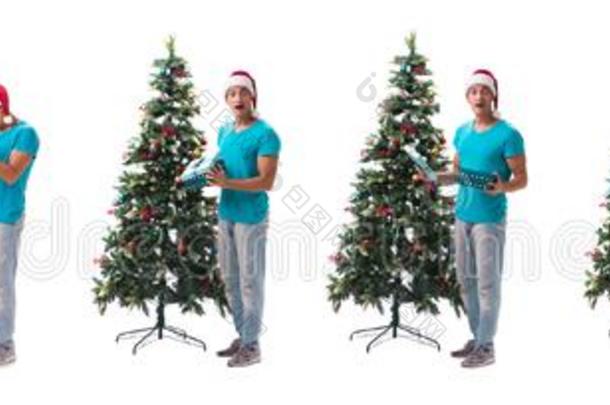 指已提到的人年幼的<strong>男人装</strong>饰圣诞节树隔离的向白色的
