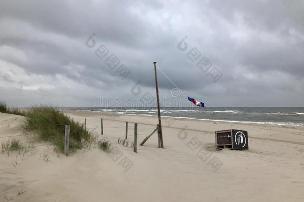 空的海岸线采用一荷兰人的北方se一采用一有暴风雨的,w采用dy,gr一yd一