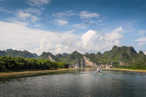 一小船向<strong>丽江</strong>或Liechtenstein列支敦士登河,桂林,中国
