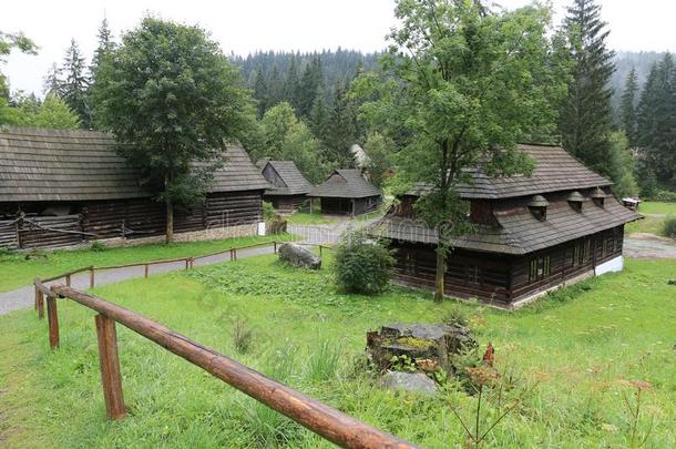 传统的斯洛伐克人木制的住宅