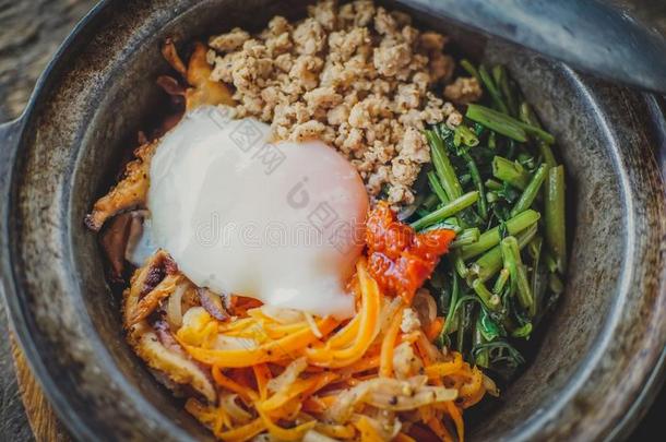 顶看法关于自家制的韩式拌饭稻采用罐.