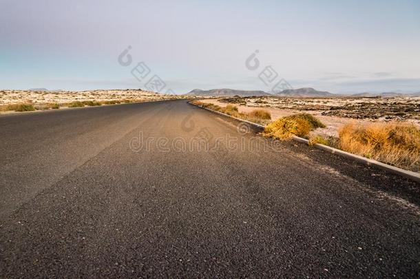 沙化病路采用富埃特文图拉岛在日落,Spa采用