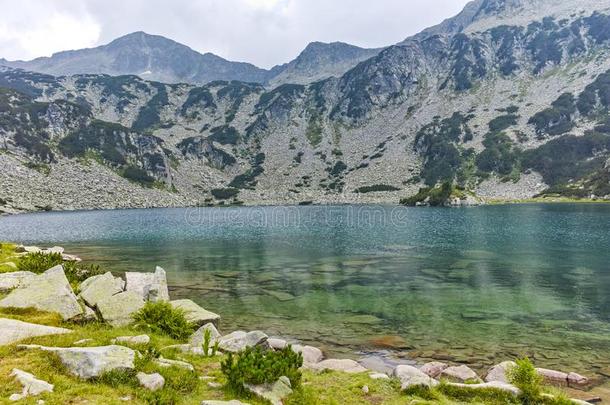 风景关于旗帜鱼湖,皮林山