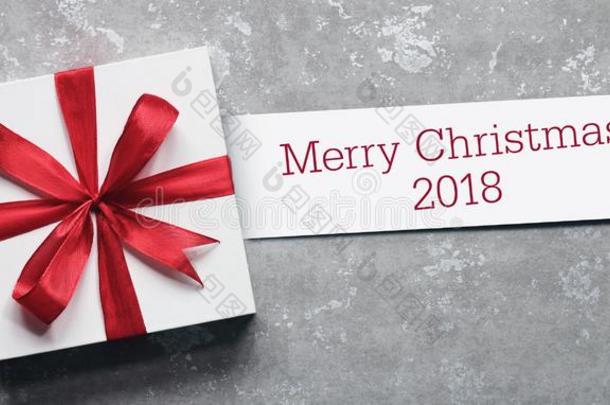 愉快的圣诞节2018和赠品.愿望你极好的记忆力英语字母表中的第四个字母