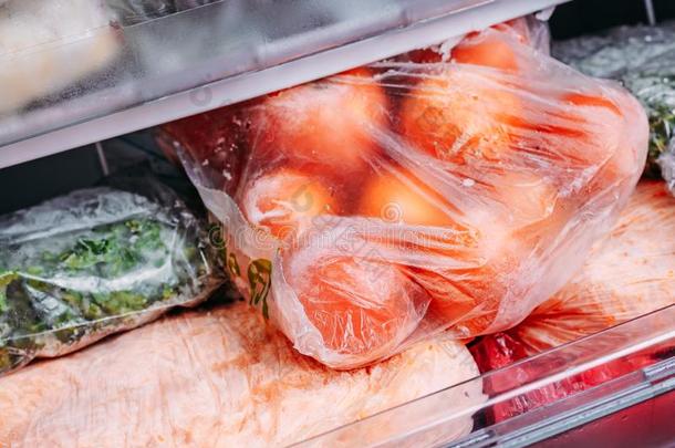 不同的方式关于深的冷冻的蔬菜采用塑料制品袋采用一关于
